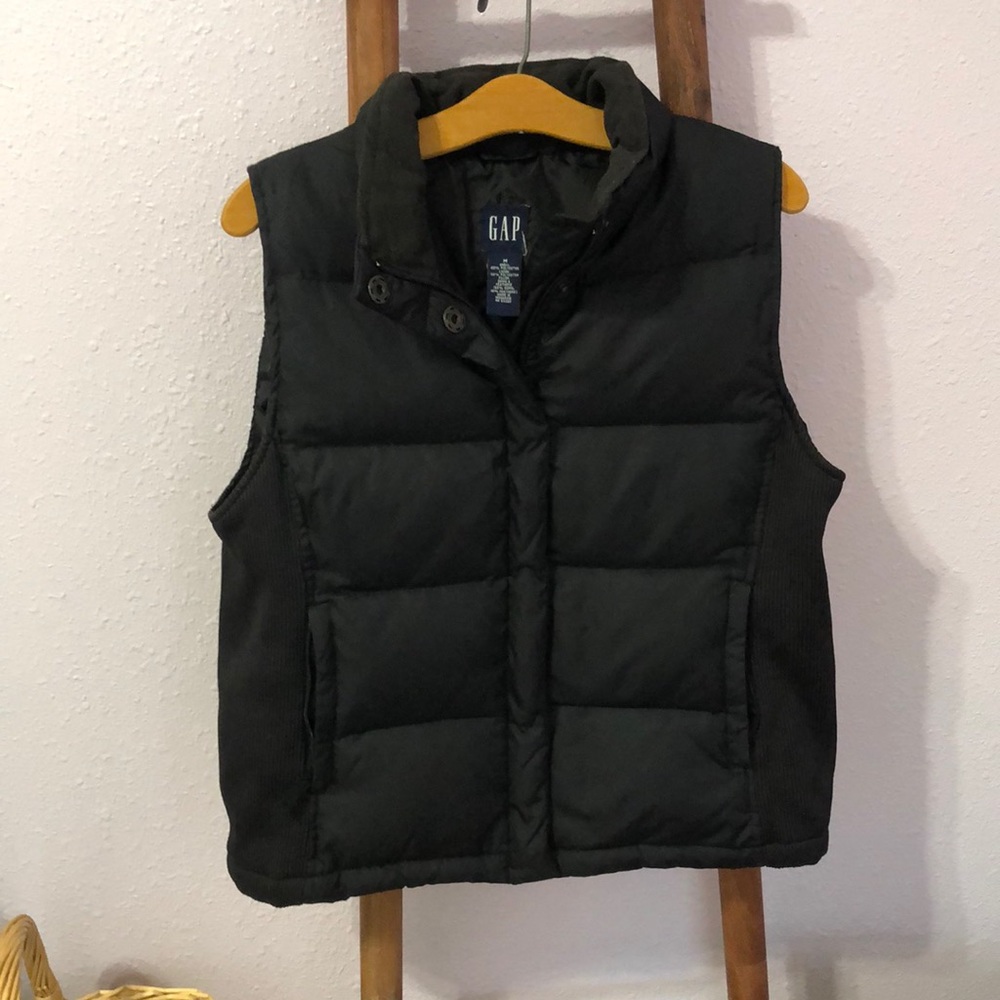 Gap Puffy Vest